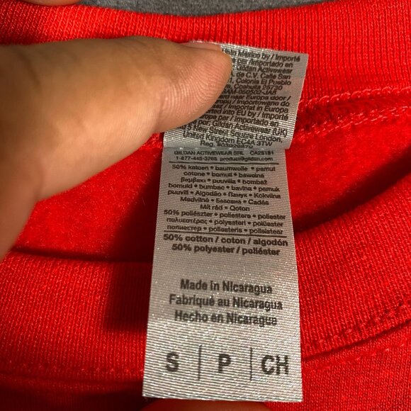 Gildan Red Tis The Season To Be Running Crewneck Sweatshirt Toys For Tots Unisex - Picture 4 of 9